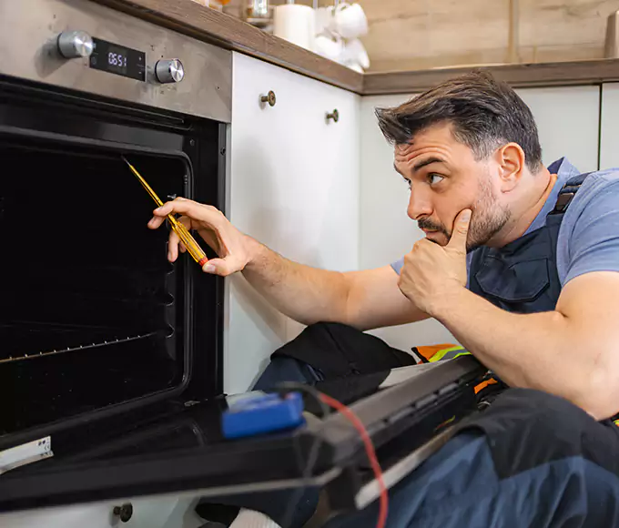 Why Westborough Households Choose Westborough Appliance Pro for Every Gas Oven Fix?
